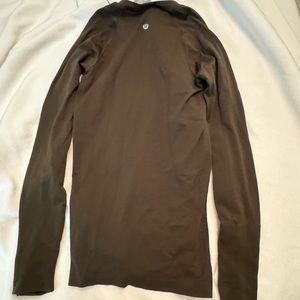 Lululemon long sleeve swiftly tech top